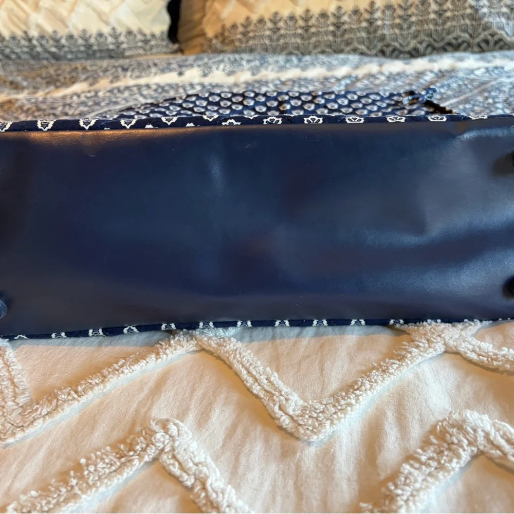 Block Print Pierre Deux Navy Diaper bag- vintage like new condition French
